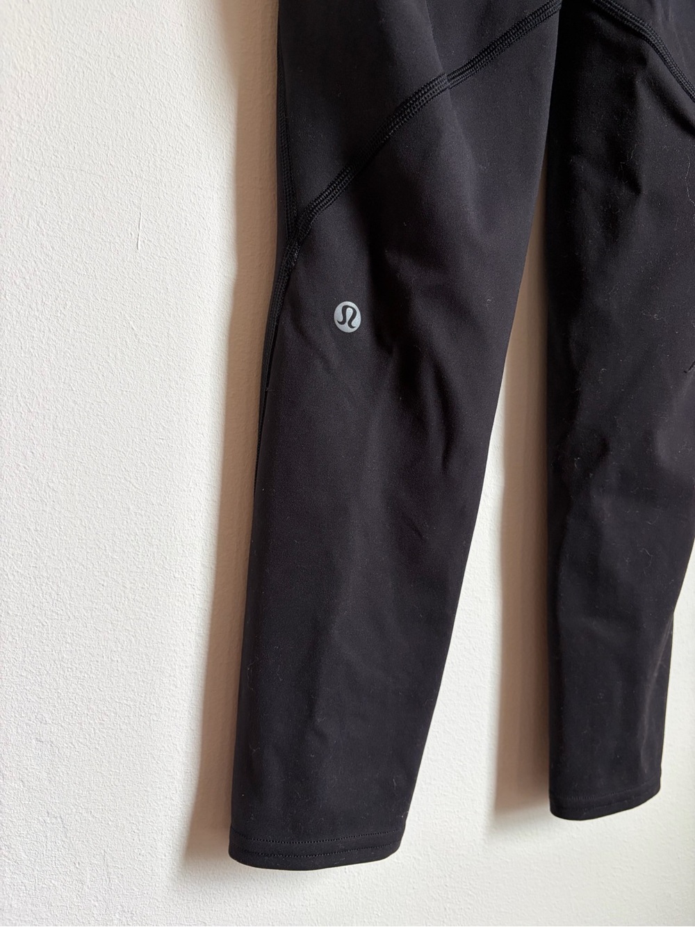lululemon athletica Womenโs Black Performance Leggings